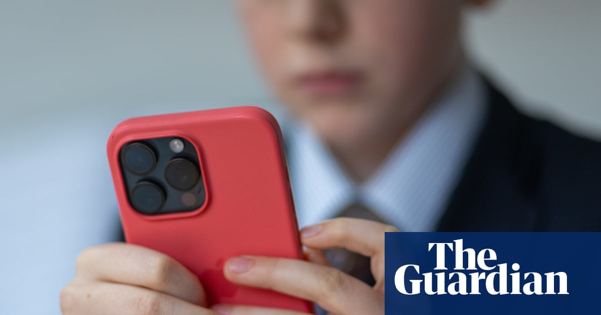Seventeen-Year-Old Files Lawsuit Against Government Following Disturbing Phone Videos Encountered at School – Mirror Brief
