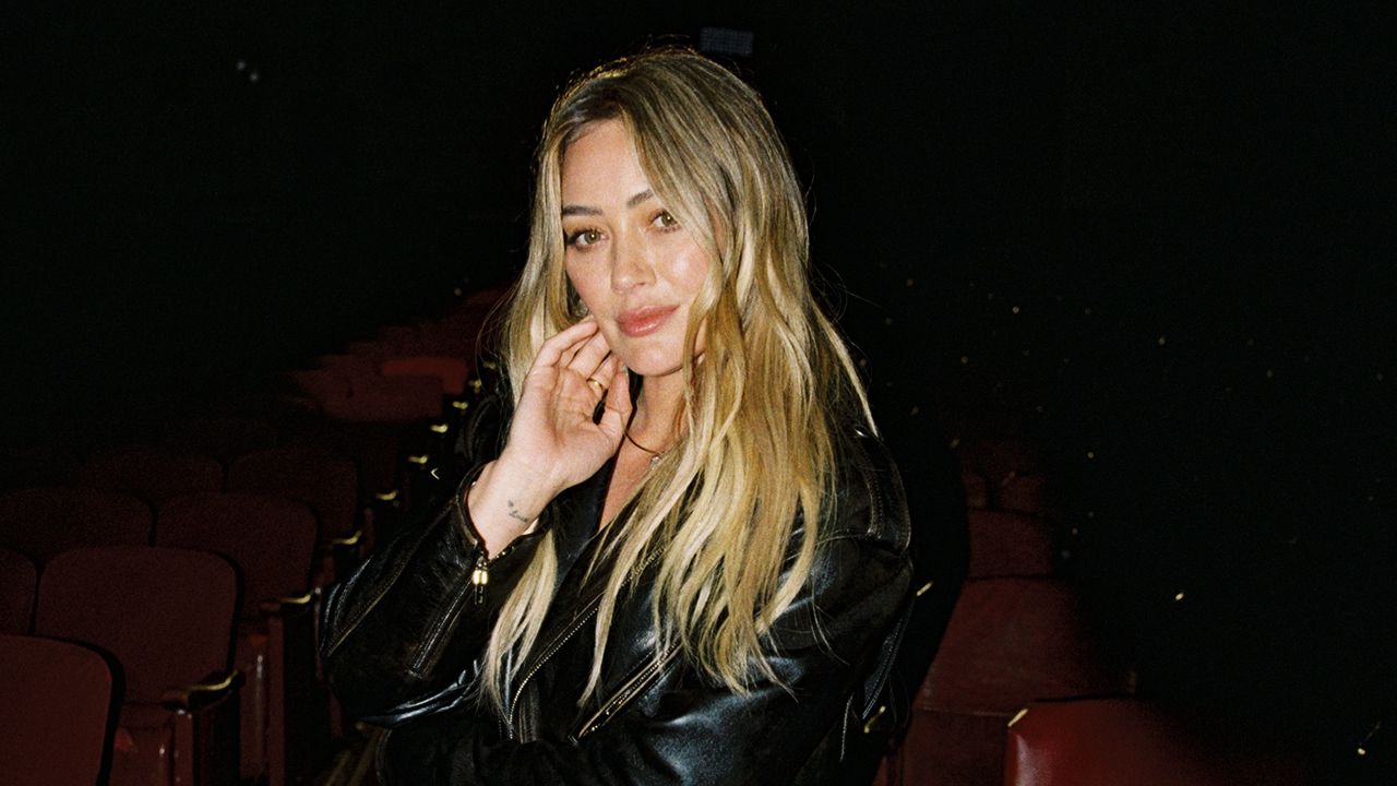 Let Hilary Duff Reintroduce Herself – Mirror Brief